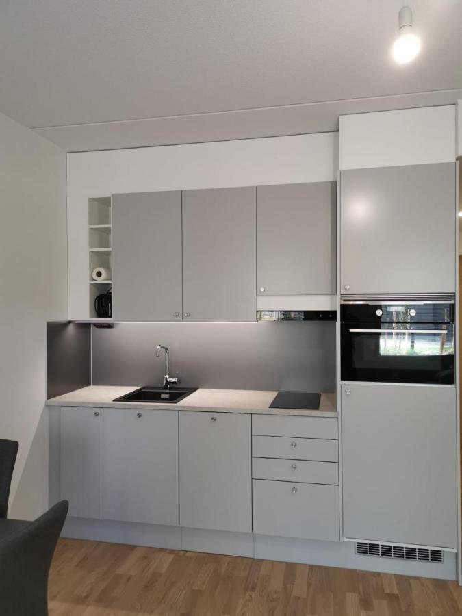 Ruby Studio 5Min To Vantaa Airport And 20Min To Helsinki Center Lägenhet Exteriör bild